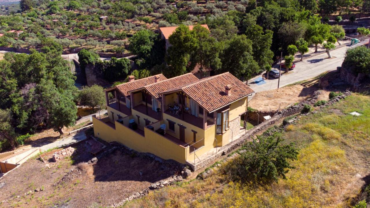 Casas Rurales Acebuche, Descubre el Otoño Mágico en el Valle de Ambroz Casas del Monte Esterno foto