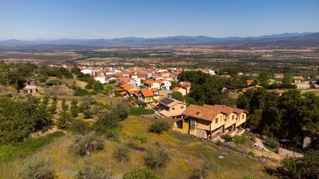 Casas Rurales Acebuche, Descubre el Otoño Mágico en el Valle de Ambroz Casas del Monte Esterno foto