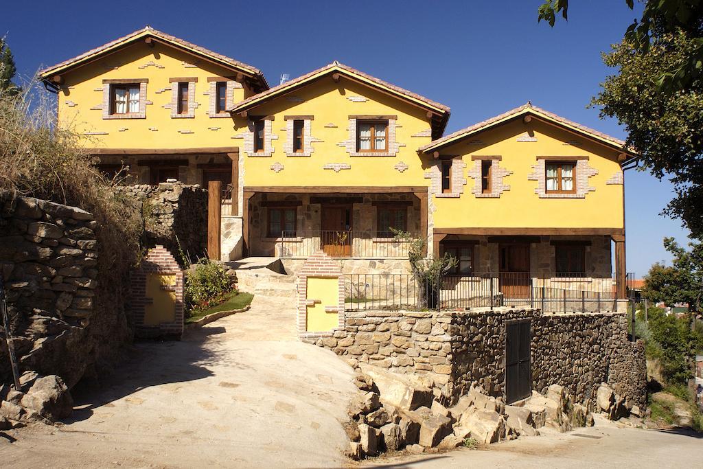 Casas Rurales Acebuche, Descubre el Otoño Mágico en el Valle de Ambroz Casas del Monte Esterno foto